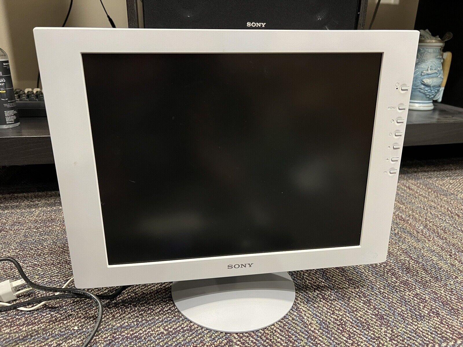 Sony SDM-S51  -TFT LCD Computer Monitor. TESTED WORKING
