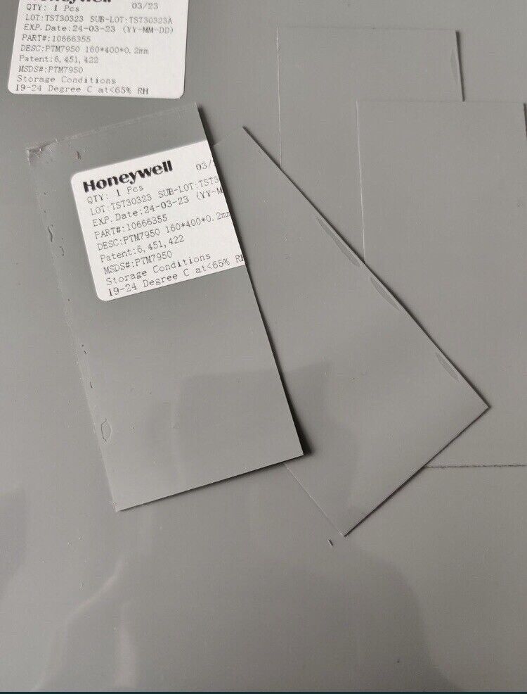 Honeywell   Thermal pad.   Phase transition.  PTM7950.   (8.5W/mK) 8*4cm x3pcs
