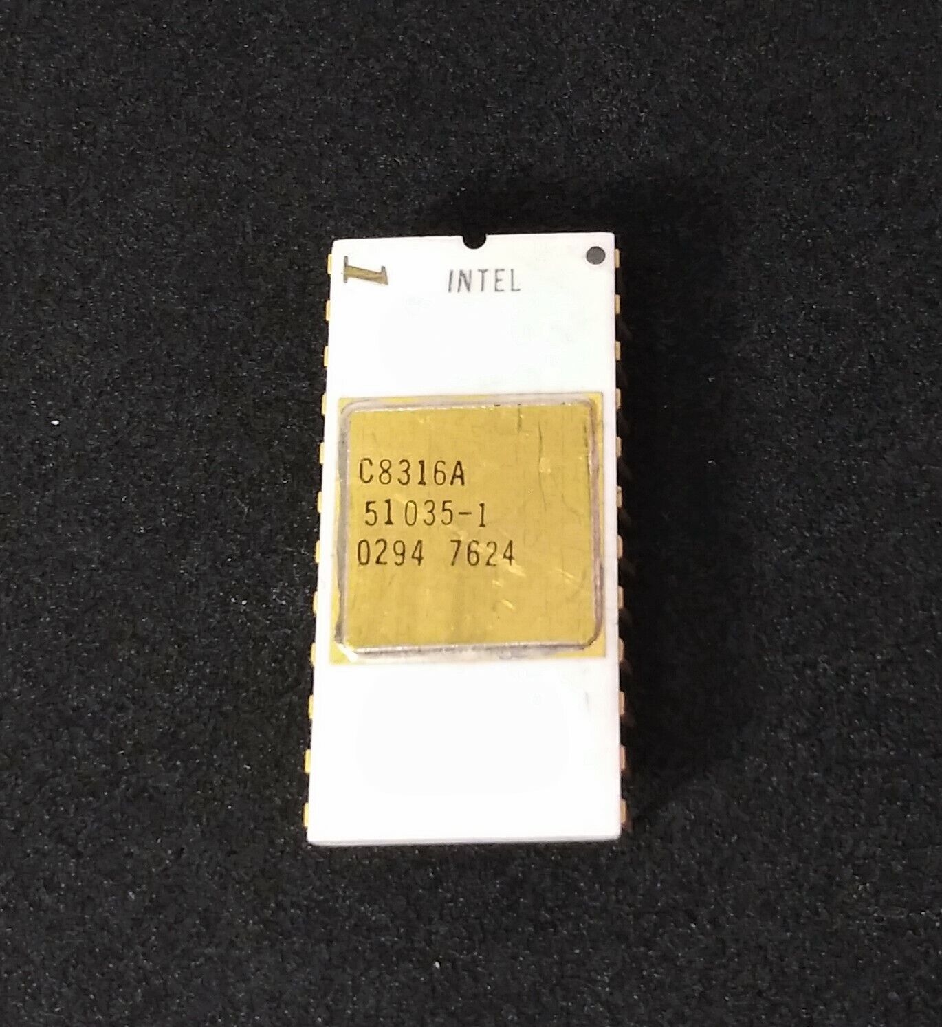 Vintage Intel C8316A Gold & white Ceramic ROM 