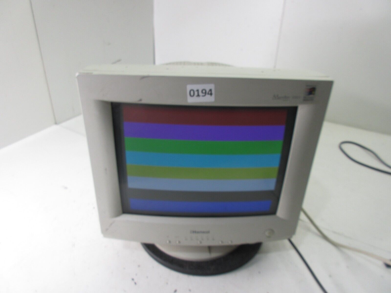 Hansol Mazellan 500A Color CRT Monitor 15