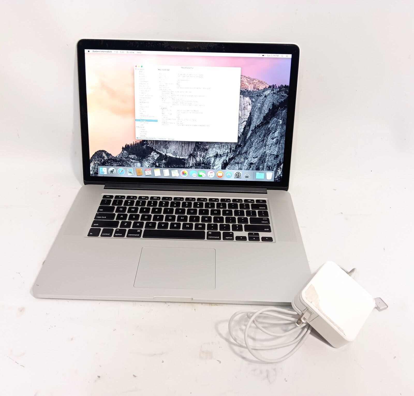 Apple MacBook Pro 15.4\