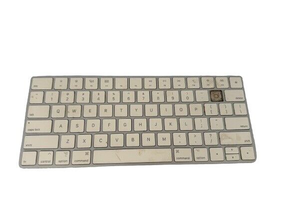 Genuine Apple Wireless Magic Keyboard 2 A1644 EMC 2815 UNTESTED ROUGH SHAPE