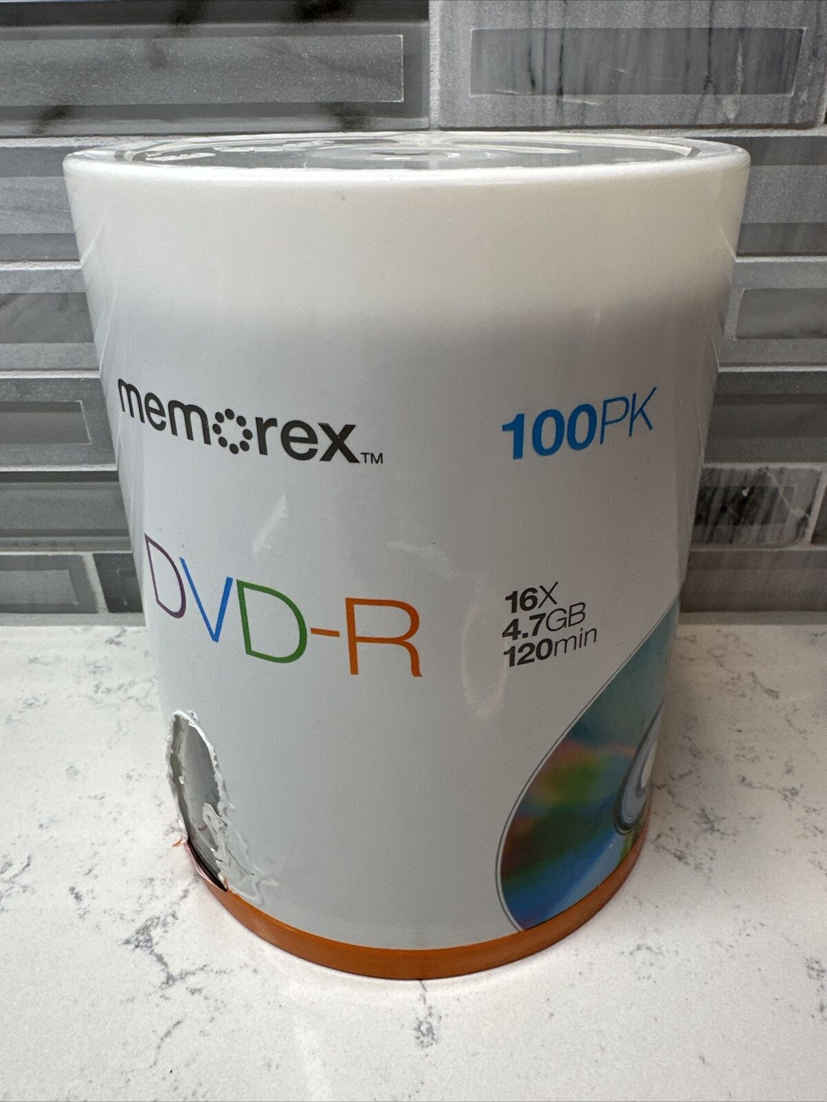 MEMOREX DVD-R = 16X - 4.7GB - 120 Minute 100 Pack Spindle SEALED PACKAGE
