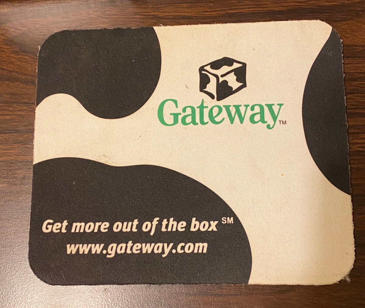 Vintage Gateway 2000 White and Black Cow Print Mouse Pad Measures 6.5\