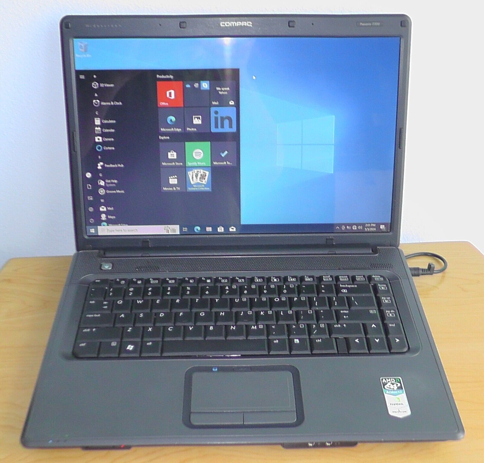 HP Presario F500 Laptop 1.7GHz, 4 GB RAM, 240GB SSD, Windows 10 64, parts/repair