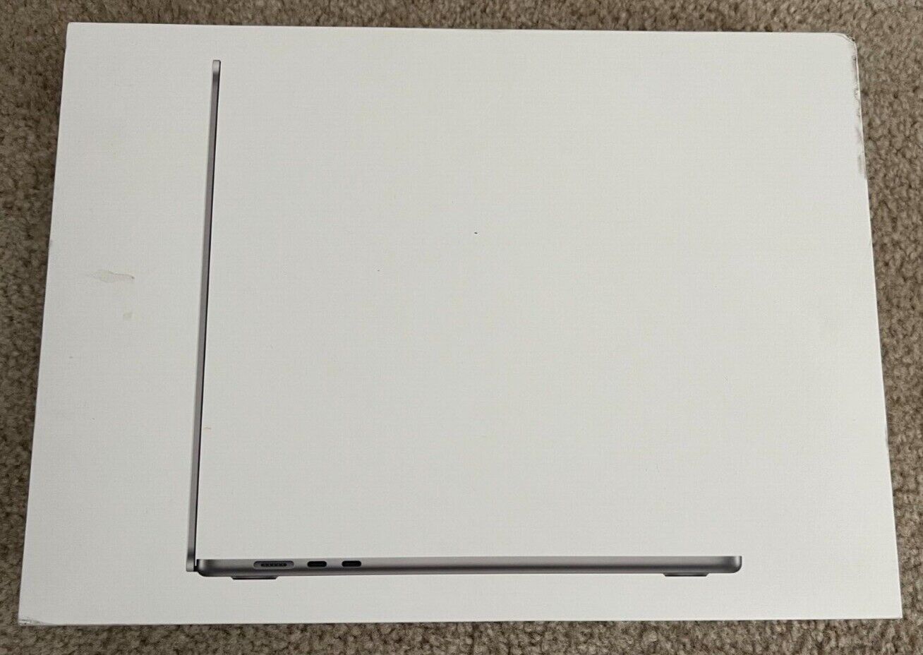 BRAND New AppleMacBook Air 15 Laptop: M3 chip, Silver, 8GB RAM, 256GB SSD SEALED