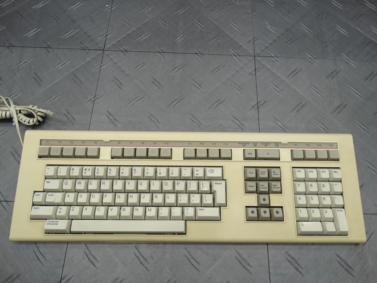 Digital DEC LK201-AA Terminal Keyboard RJ11 Connection Mainframe Collection