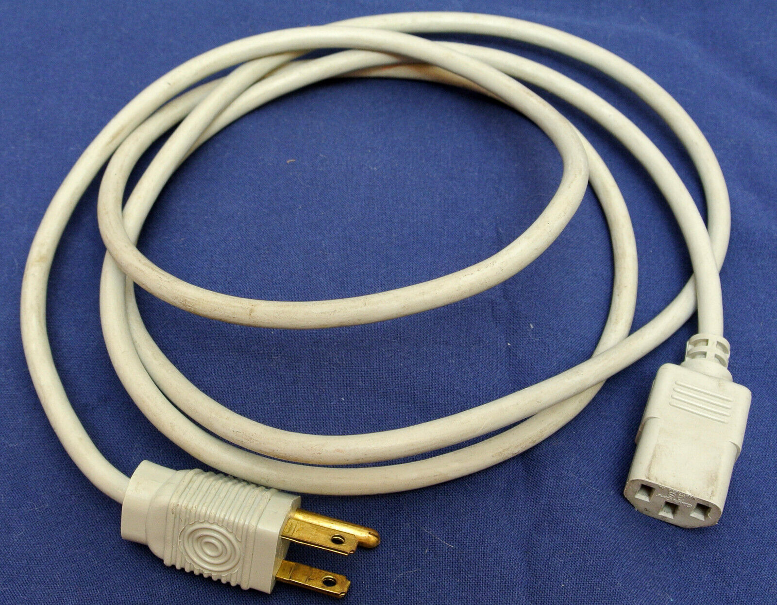 Apple Macintosh Gray IEC AC Power Cord Cable 6ft Vintage Electri Cord 1980s