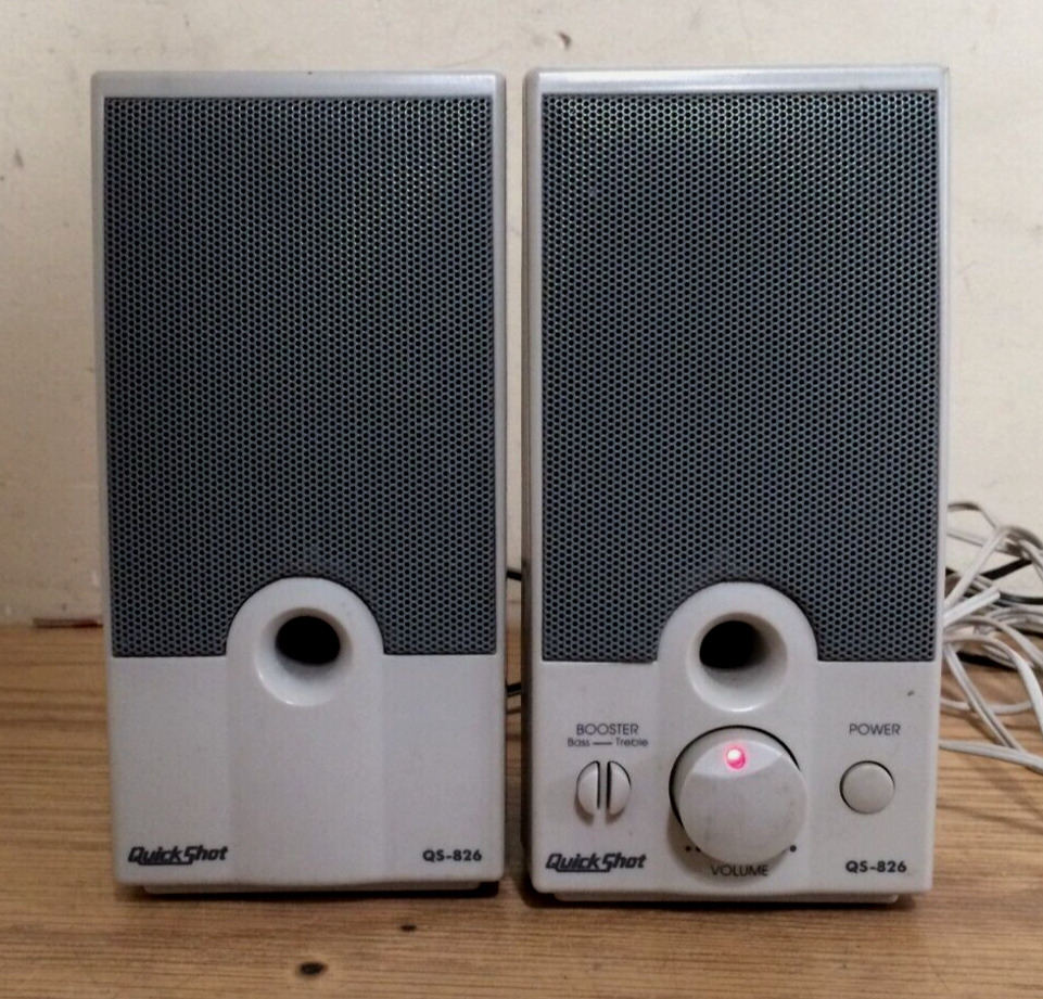 Vintage Quick Shot Multi-Media Stereo Computer Speaker System AC/Battery Powered