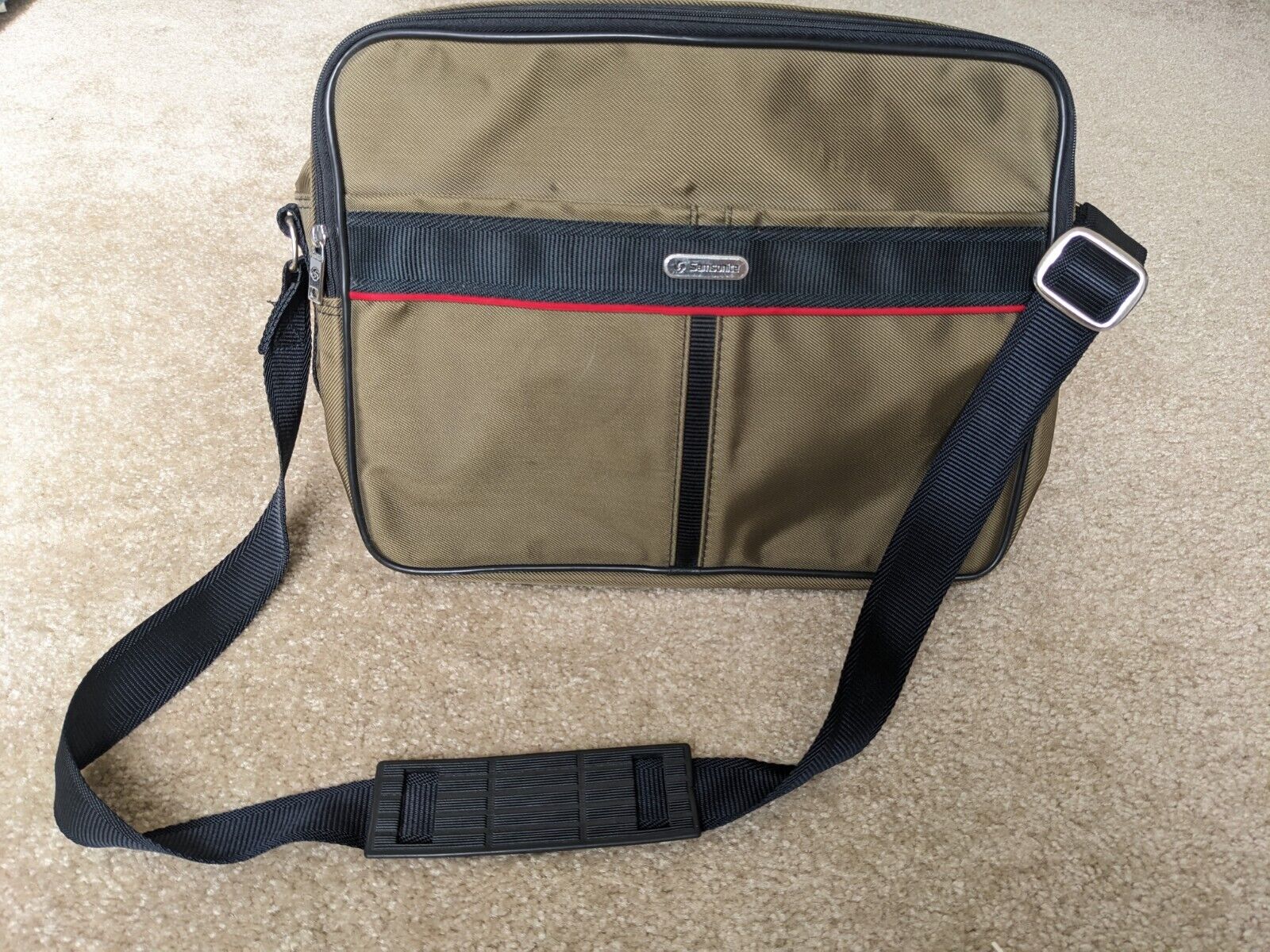 Vintage Samsonite Messenger Carry on Laptop Bag Army Green Adjust Shoulder Strap