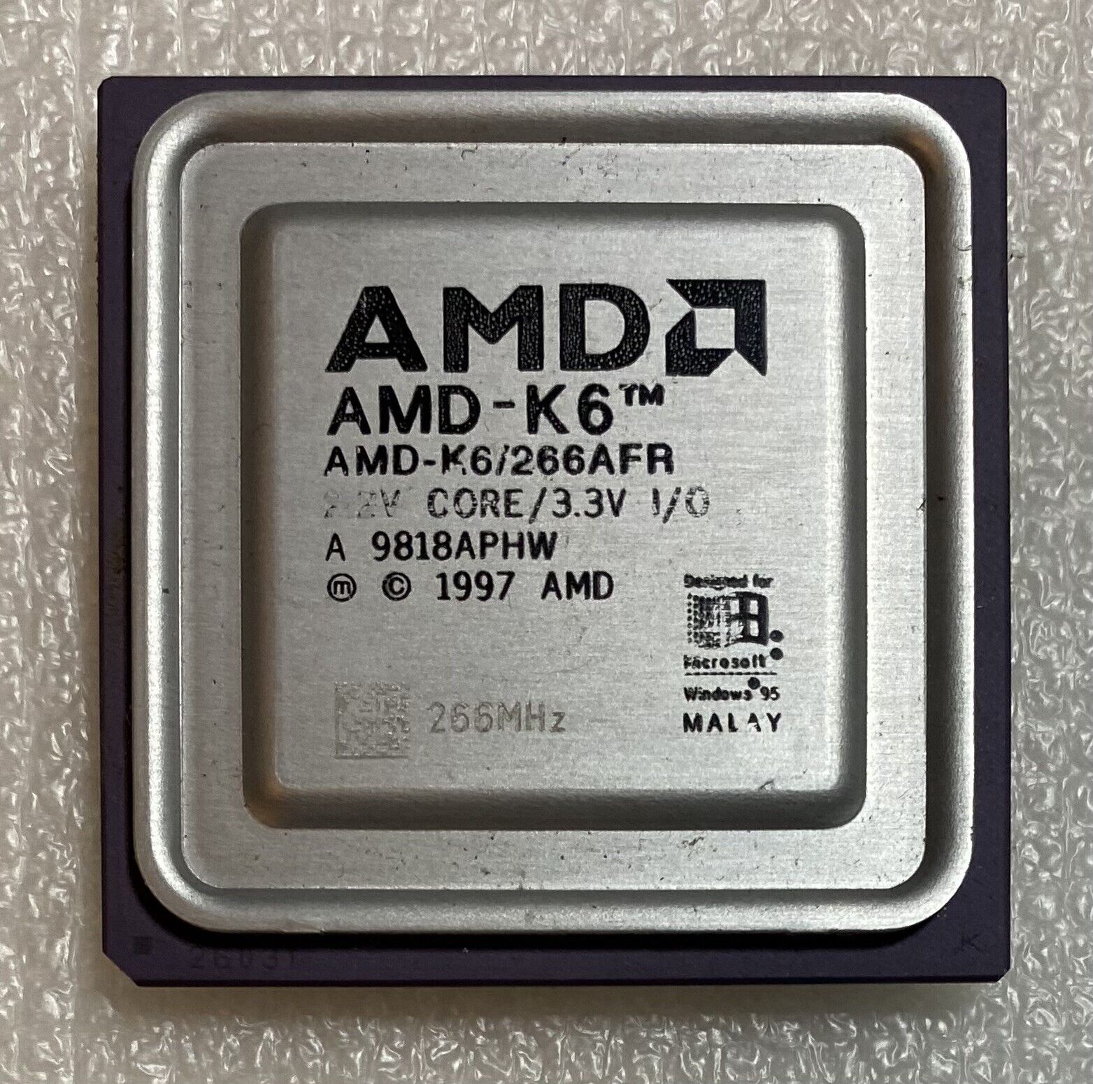 AMD-K6-266AFR K6 266 MHZ 266AFR Very Rare Vintage Processor CPU Win95 *UNTESTED*