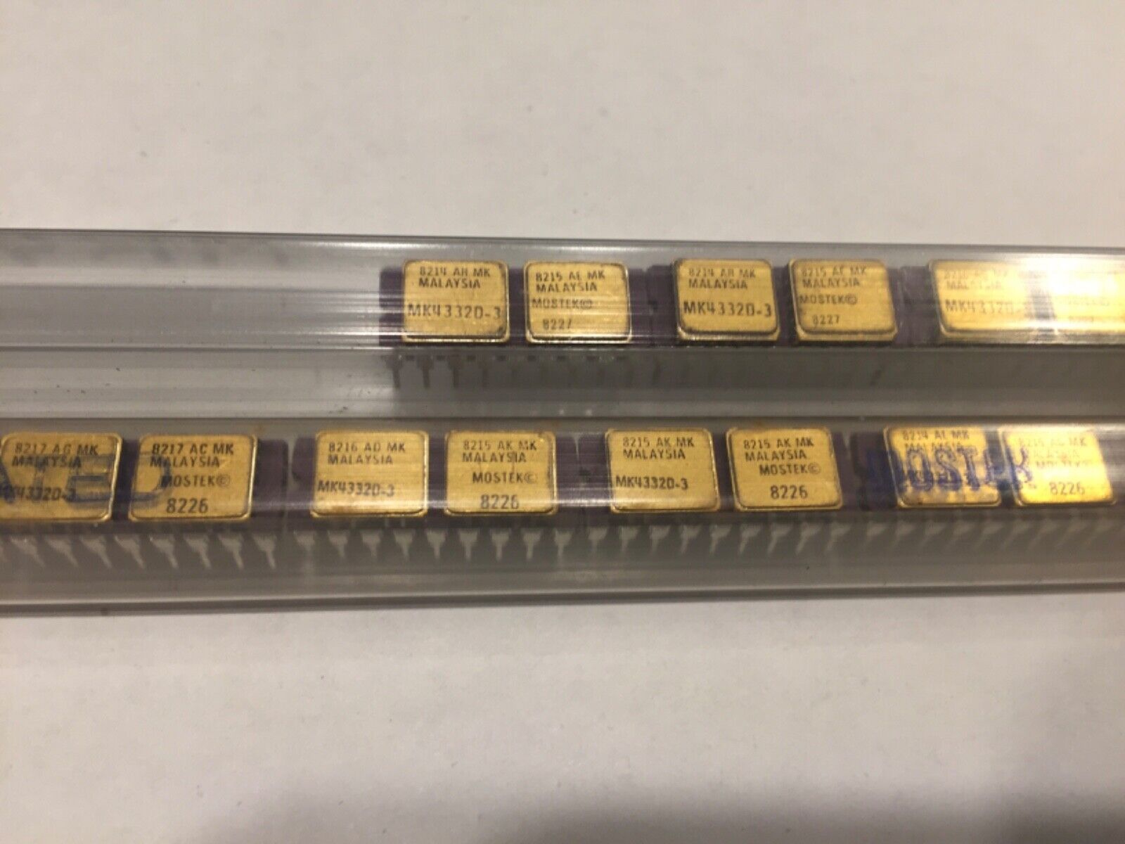 Apple III Memory Chips Gold Ceramic 32K DRAM Mostek MK4332D-3 New-Old Stock