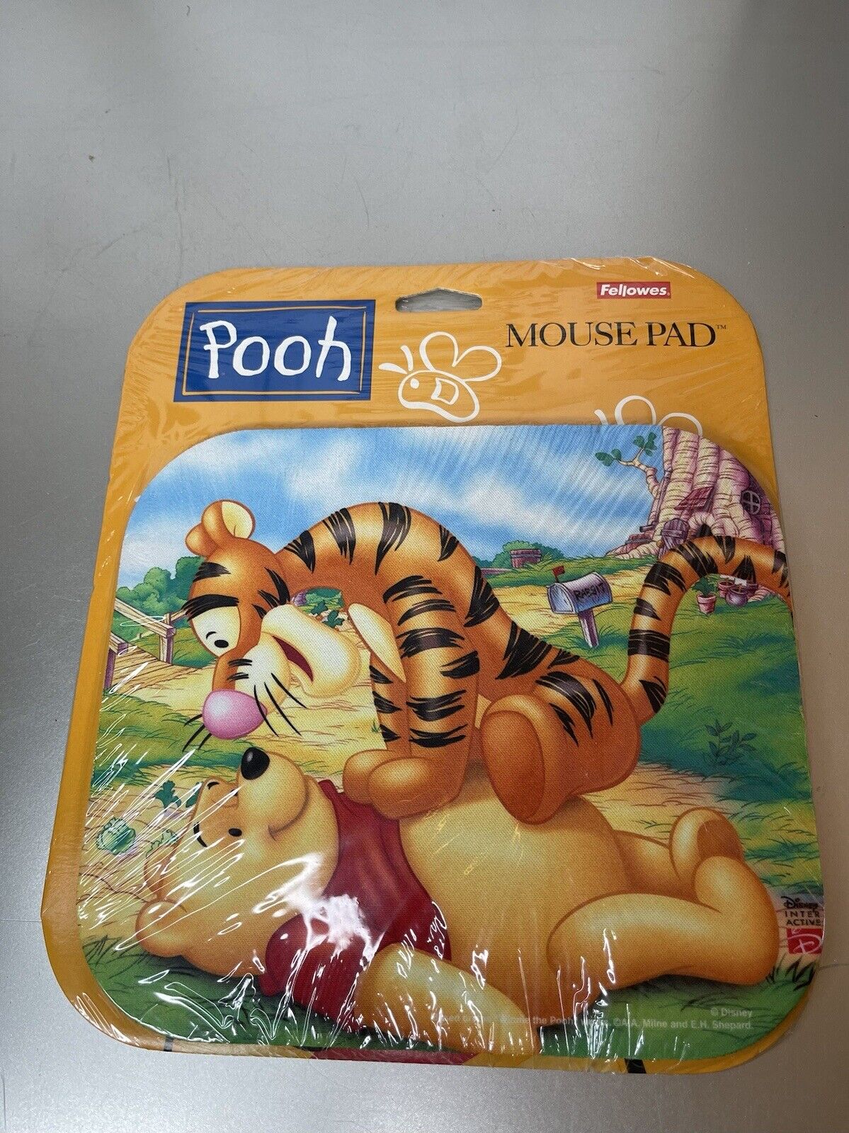 New Vintage Mouse Pad: Disney - Winnie The Pooh & Tigger Colorful Sealed