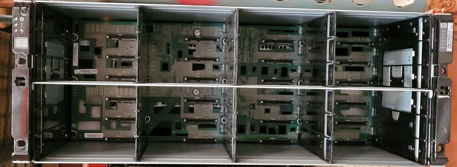 NetApp DS4243 Disk Array Shelf w/ 2x IOM3 Controllers 2x PSU JBOD; CHIA; Storage