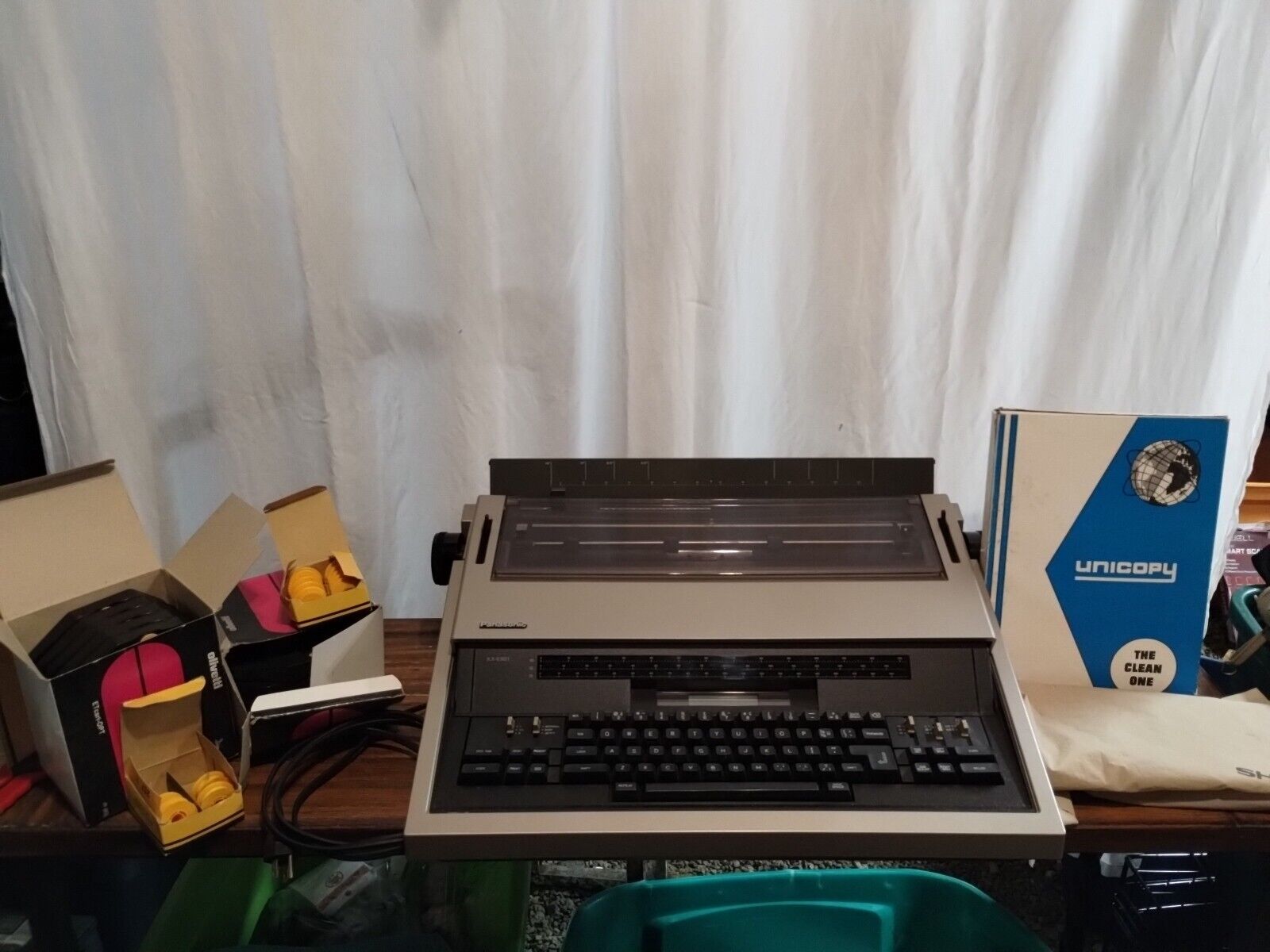 Vintage 1980's Panasonic Electric Typewriter KX-E601 Serial# 5EM03A18843