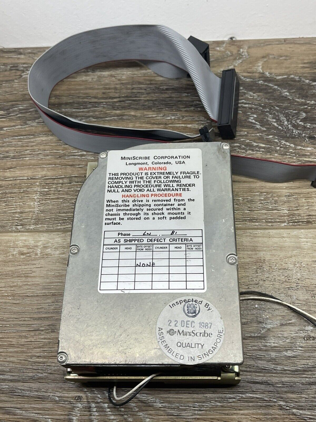 Miniscribe Model 8438 rare old 3.5 PC Hard Drive - Vintage With Cords