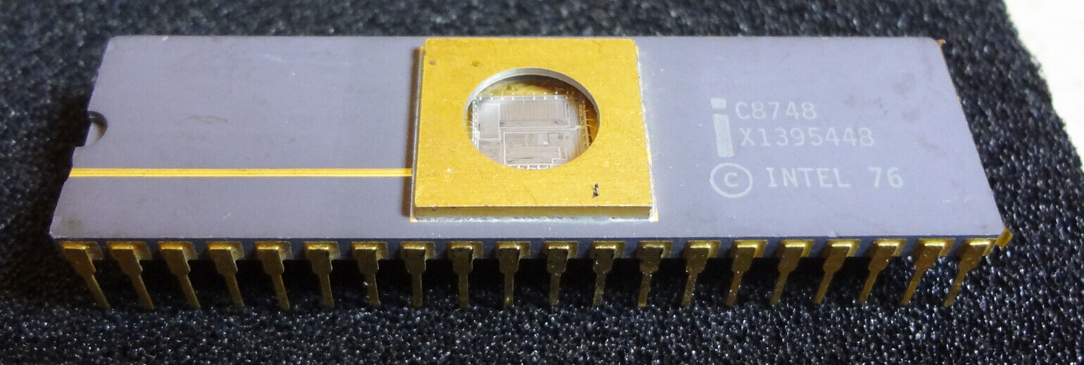 Vintage INTEL C8748 8-bit Microcontroller IC, Purple Ceramic, Gold Top & Pins