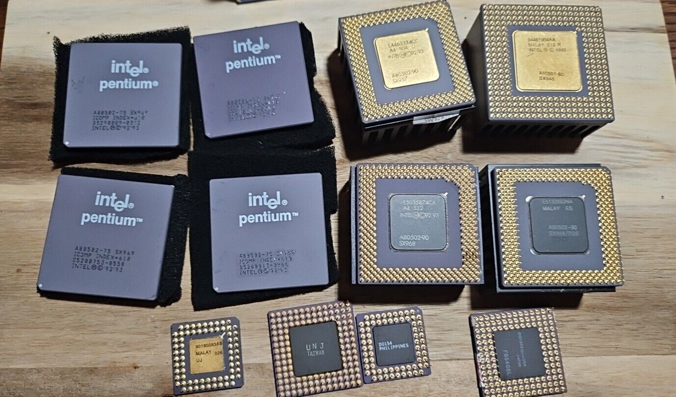 8 Intel Pentium 90, SX968, A80502-90 , vintage And 4 Other CPU, Not Tested