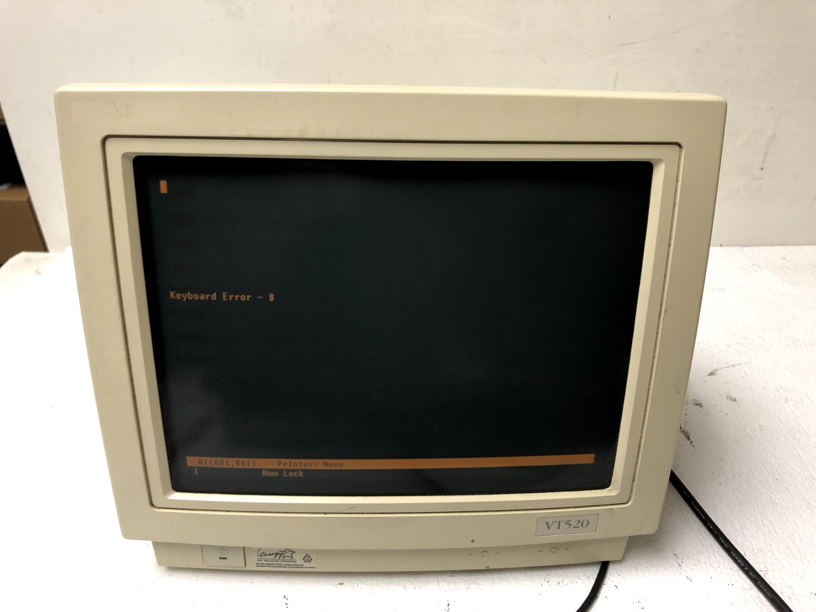 DEC VT520-C6 Multisession Video Terminal  *Monitor Only* READ
