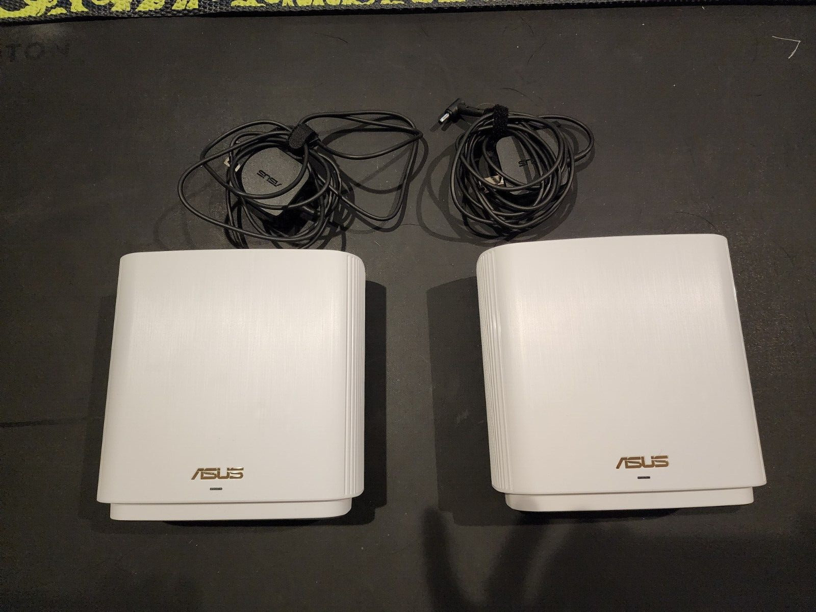 ASUS ZenWiFi XT8 Tri-Band Mesh Wi-Fi 6 System - White (Set of 2)