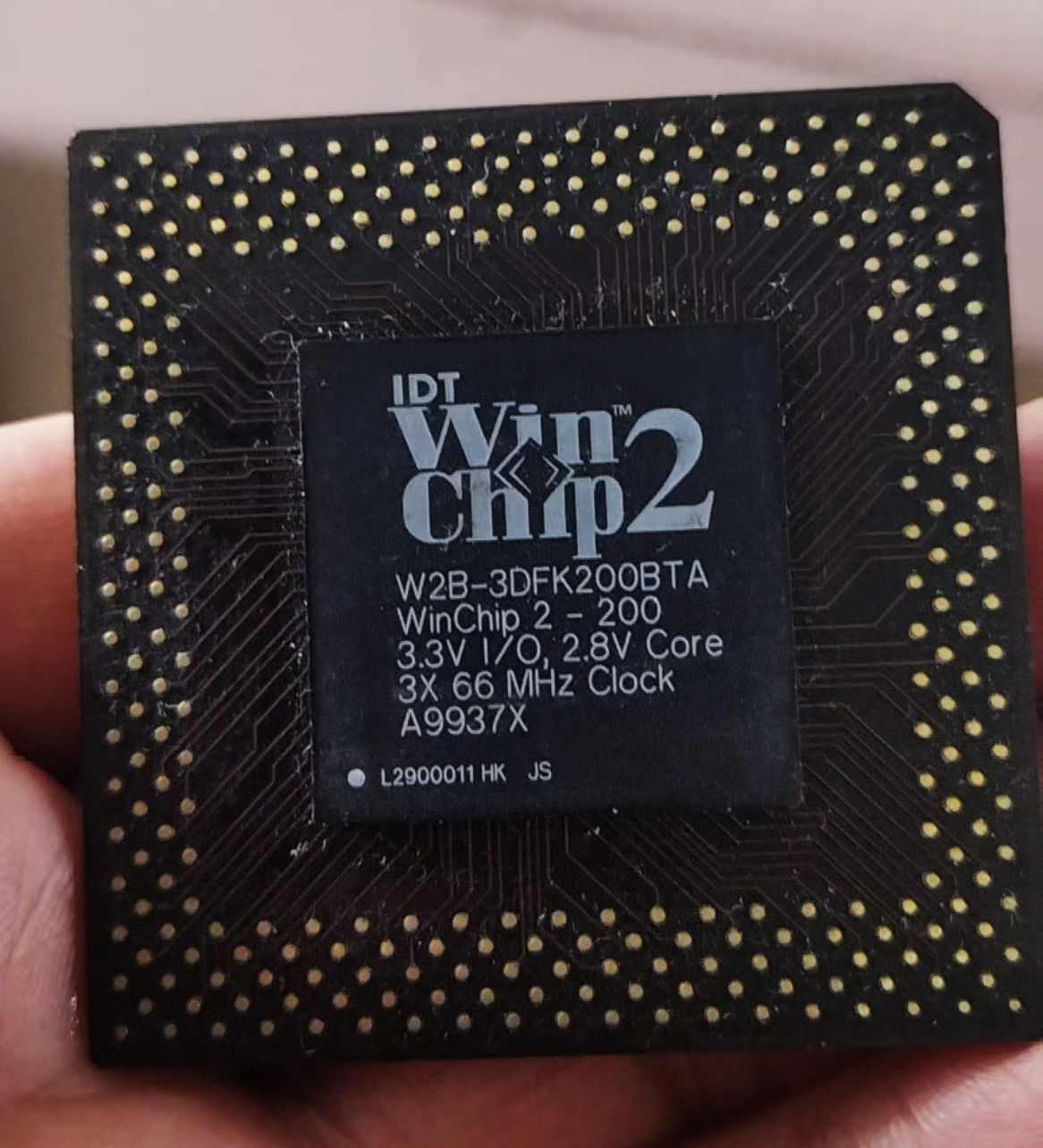Excellent Winchip 2 200, vintage collection, pins intact