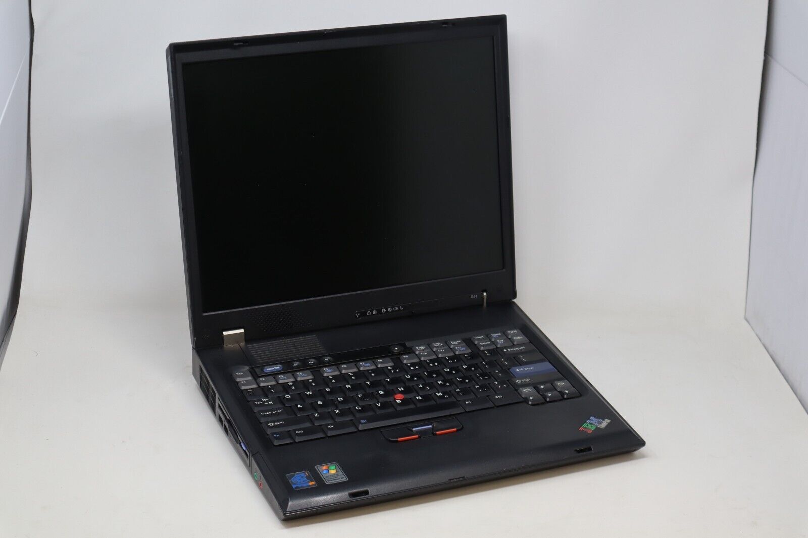 IBM ThinkPad G41 Vintage Laptop | Classic Design for Collectors