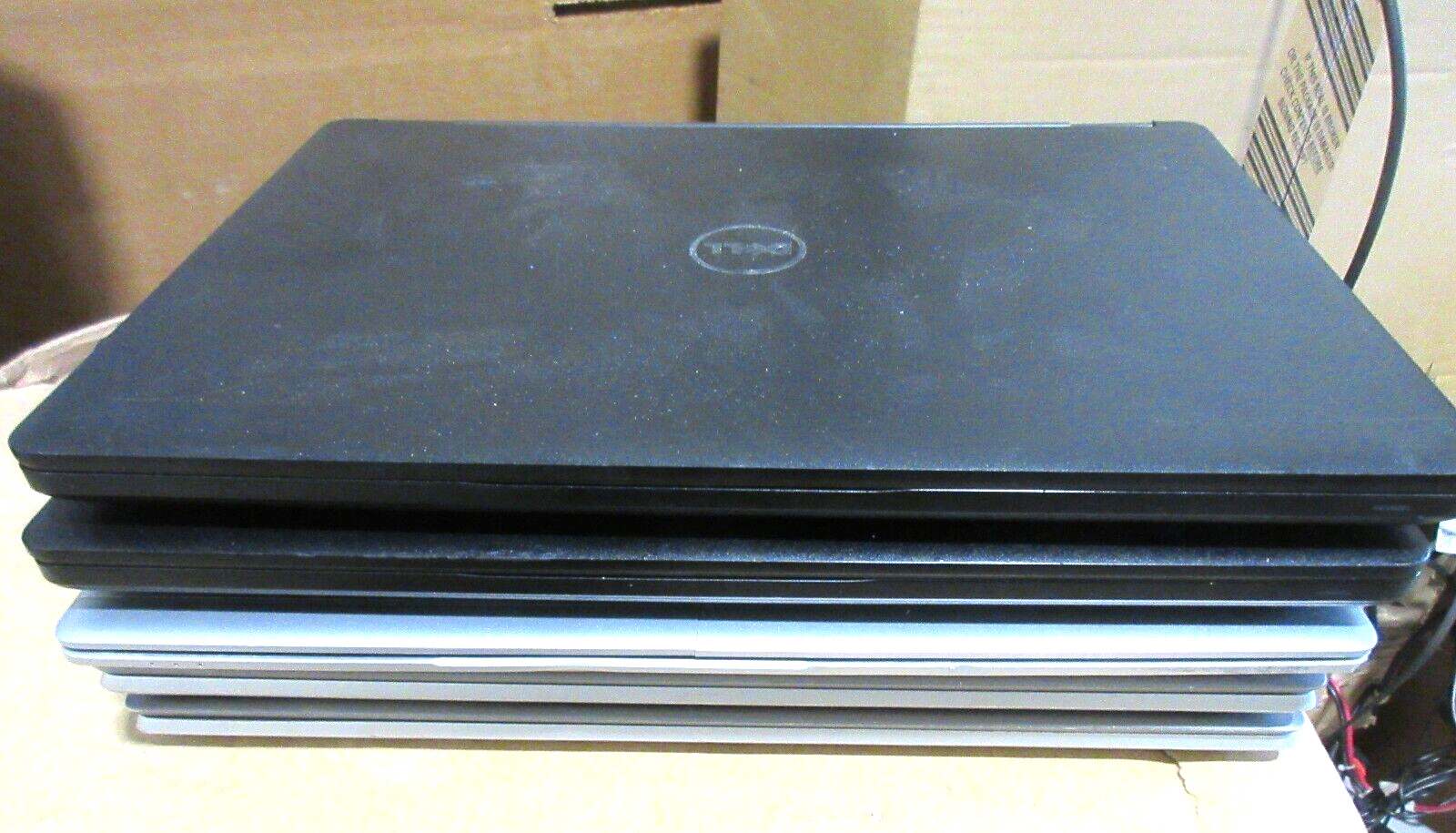 lot of (5) HP & Dell mixed laptop lot 6th & 8th gen