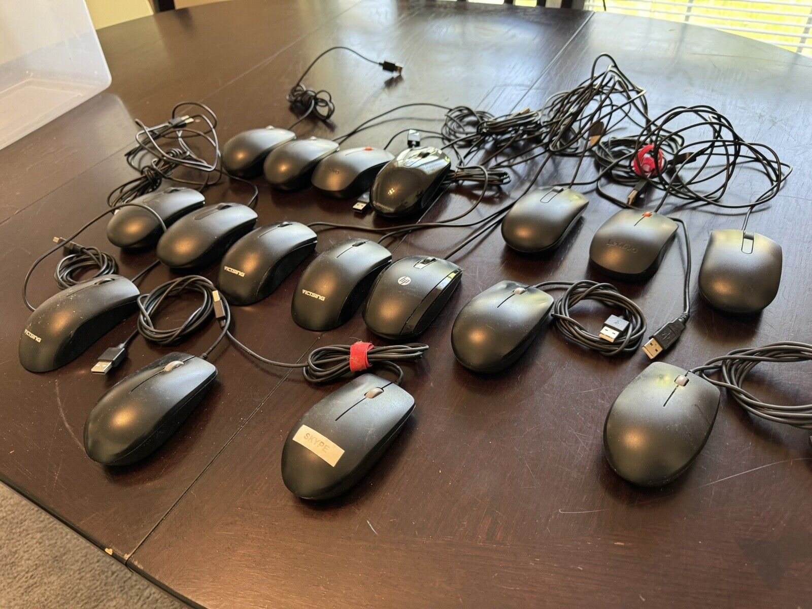 LOT of 17 Assorted Dell HP Lenovo USB Wired Scroll Optical Black Mice / Mouse