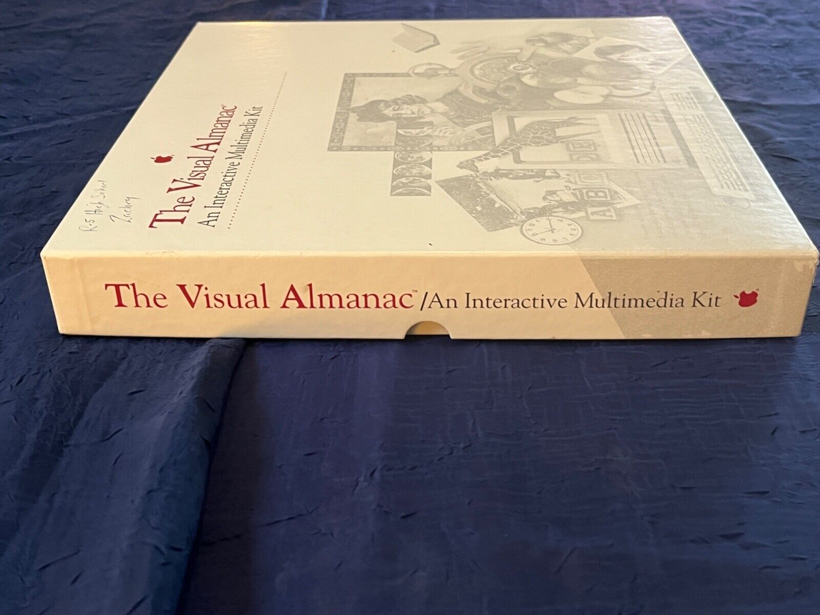 Vintage, super rare, highly collectable, 1989 Apple Computer, The Visual Almanac