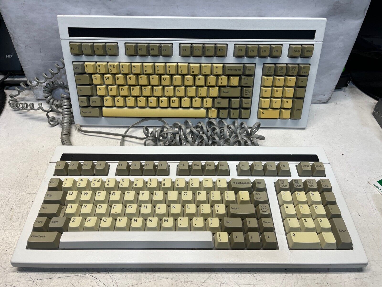 Lot of 2 Wyse ASCII Keyboard 901867-01 Mechanical Terminal Keyboard Untested