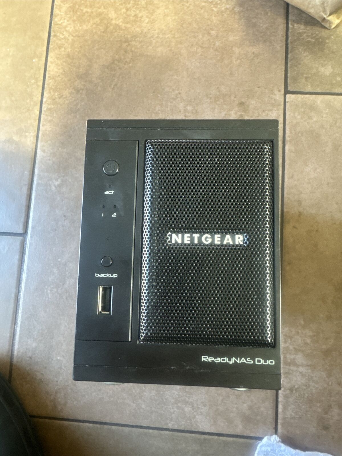 Netgear ReadyNAS Duo V2 Rnd-2B NAS RND2210 Network Storage Server