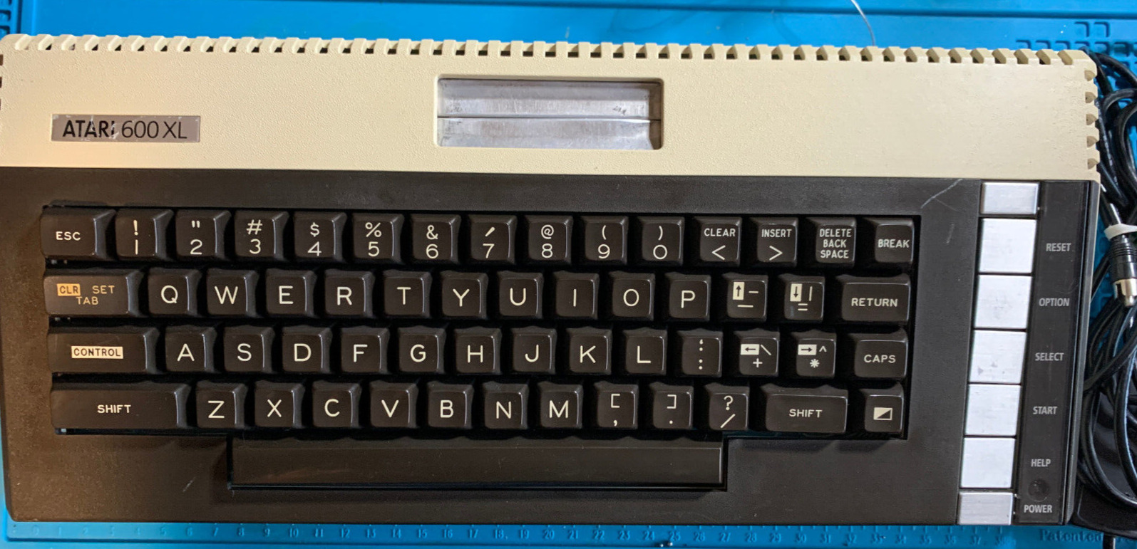 Atari 600XL Home Computer - REFURBISHED Tested and Working