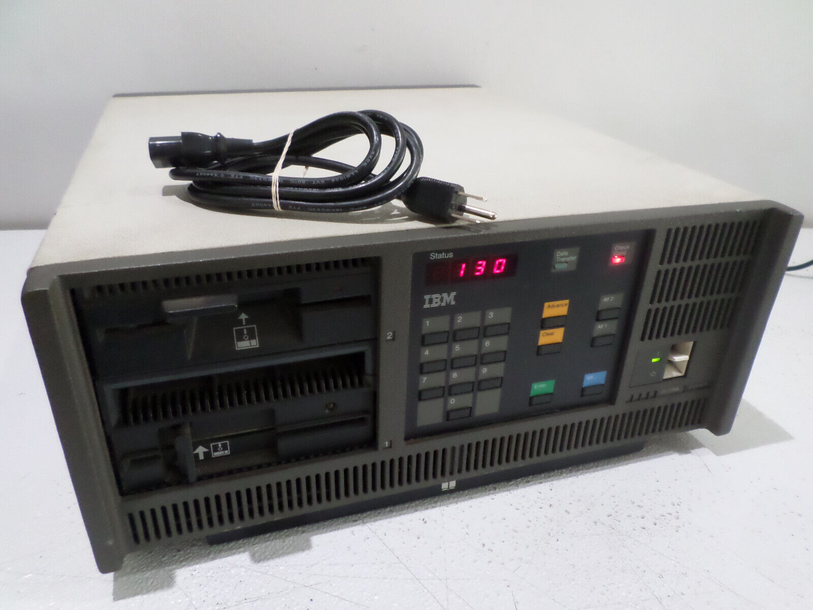 VINTAGE  IBM 3174-51R Establishment Table-Top Remote Controller 23-T3568