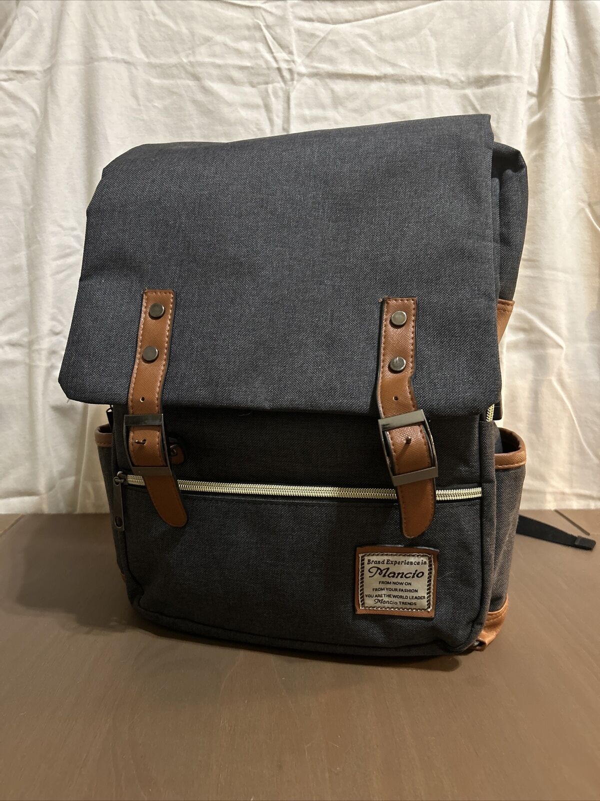 Mancio Vintage-Style 15 inch Laptop Backpack with USB Charging - Gray