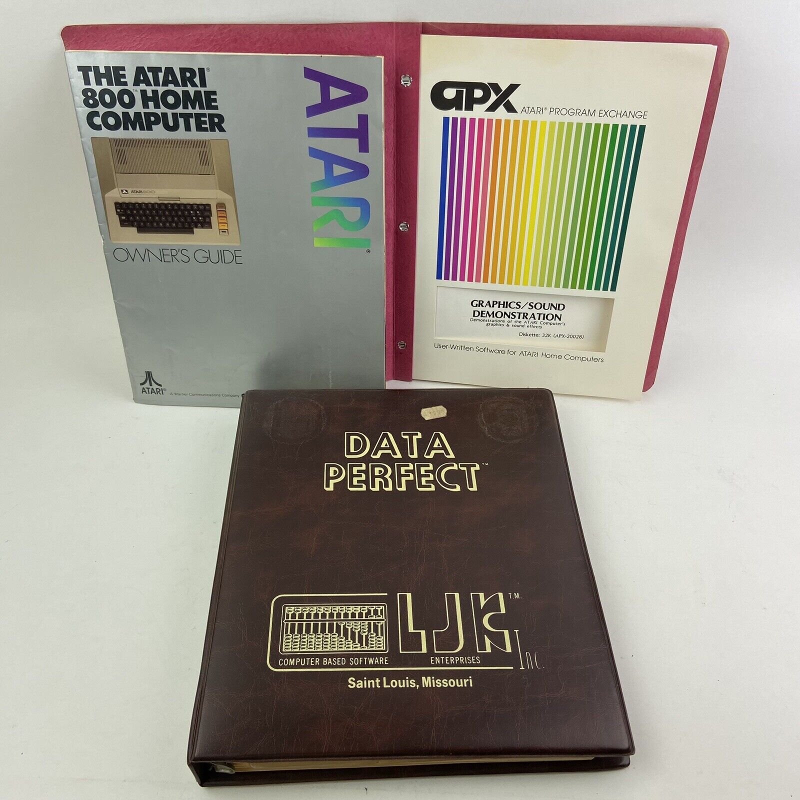 Data Perfect Data Base For Atari 400 & 800 Computers 1982 Owner\'s Guide Program