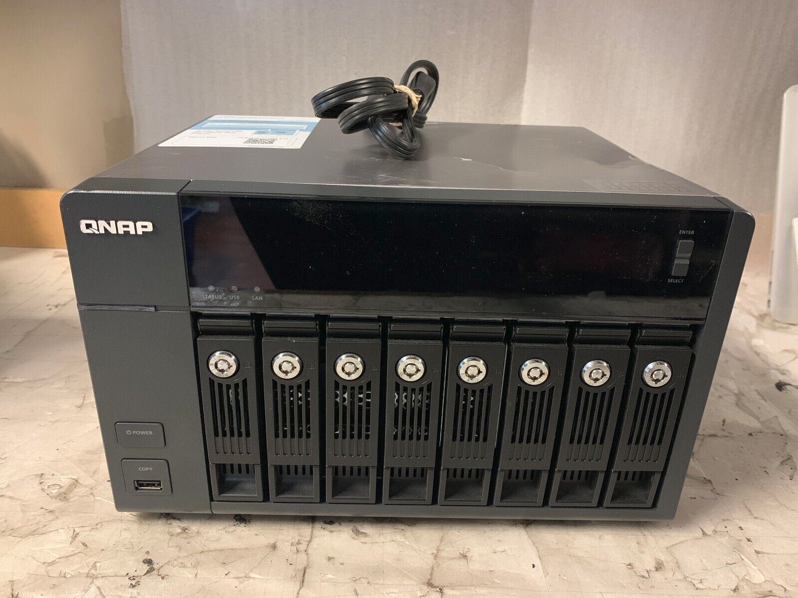 QNAP TS-870 Pro Nas Server 8-Bay Tray w/ 8x 2TB Hard Drives & Power cord