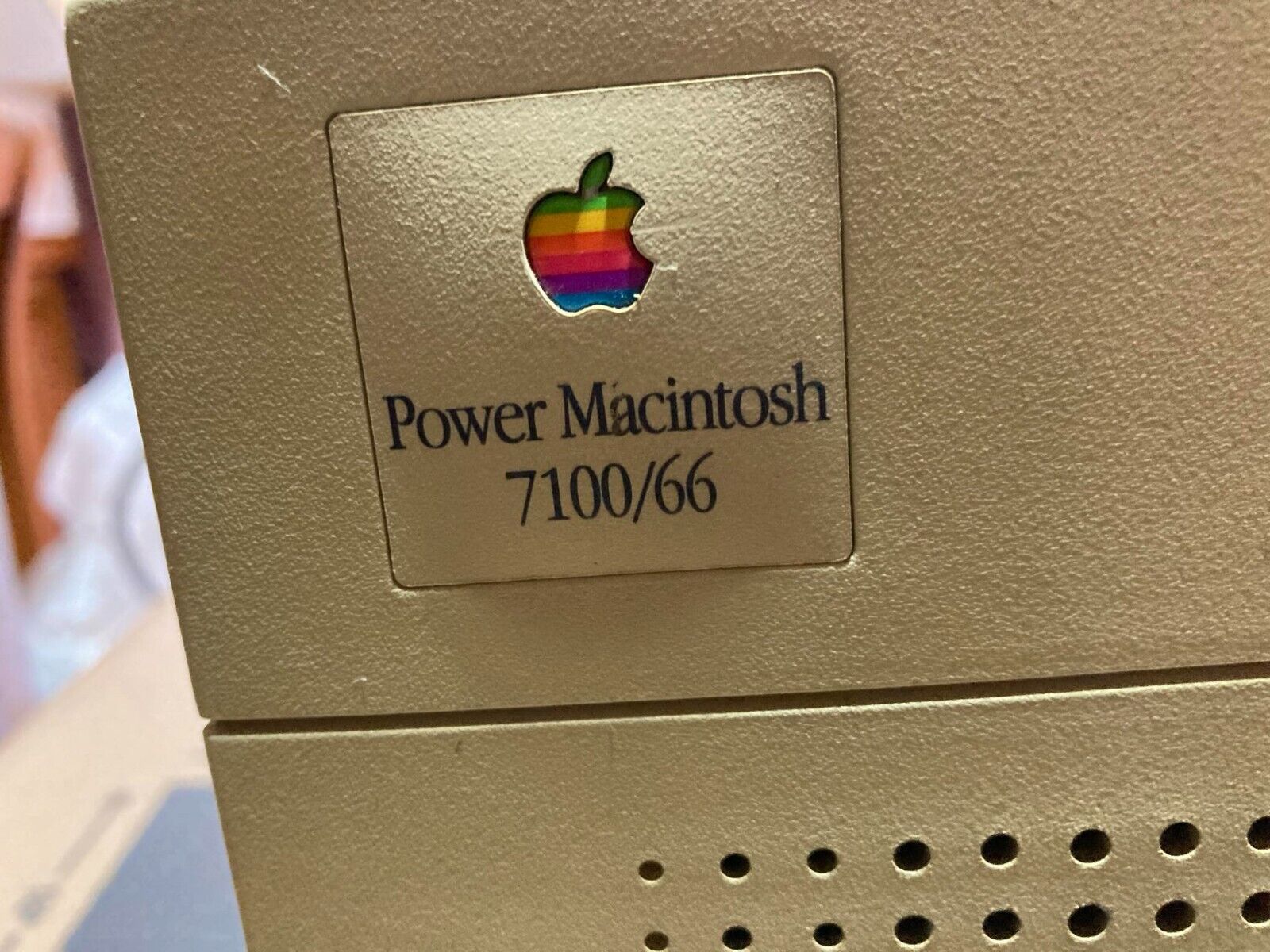 Vintage Apple Power Macintosh 7100/66 - Rare Old Computer System