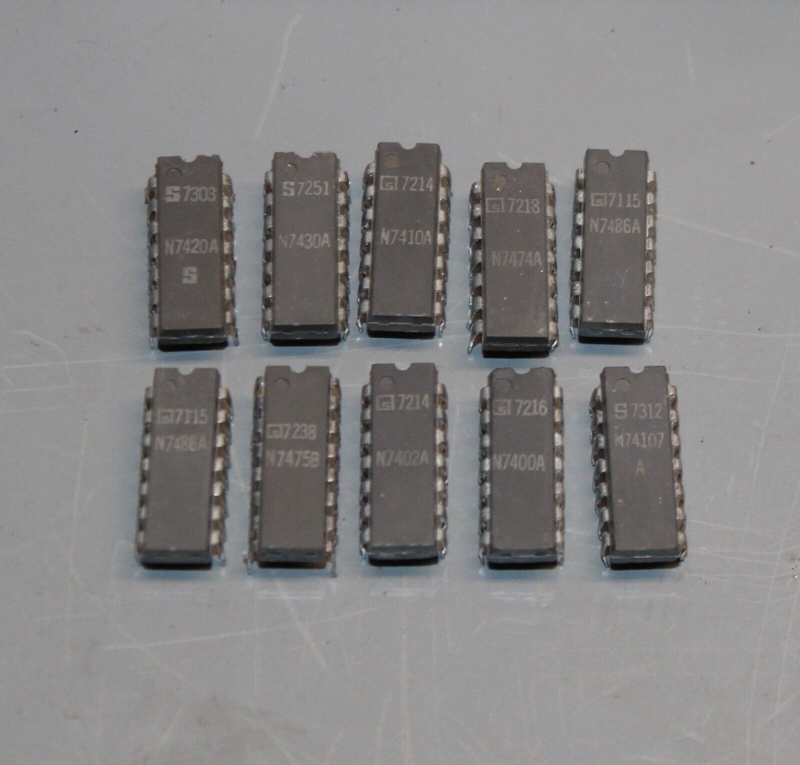 10x Vintage TTL Chips from the first coin-op Video Game - Nutting Computer Space