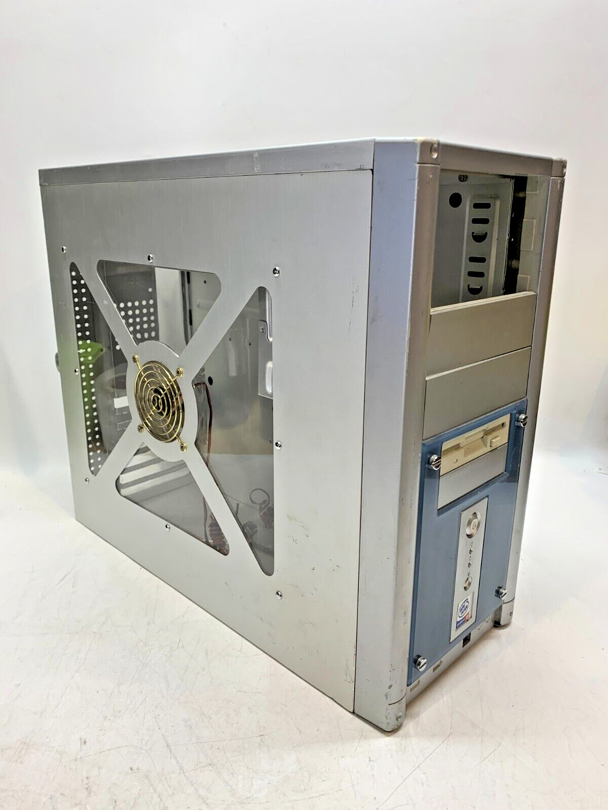 Vintage ATX Mid-Tower Computer Case w/ Floppy Drive, No PSU