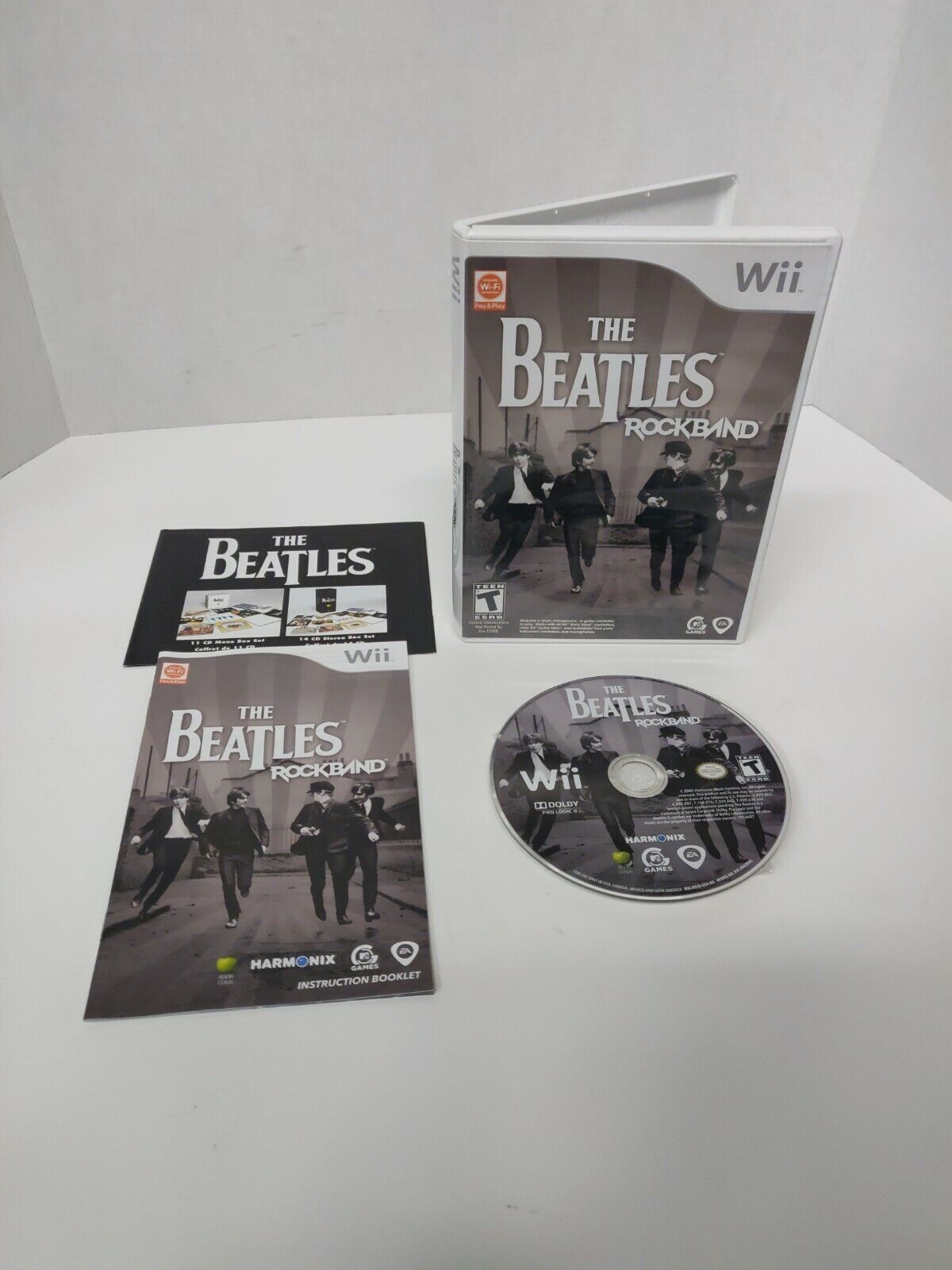 The Beatles Rock Band Nintendo Wii Video Game w/ Case & Manual