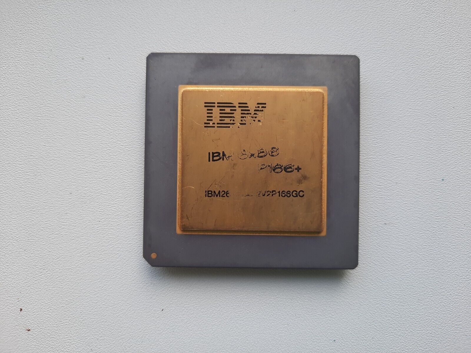 IBM 6x86 P166+ 6x86-2V2P166GC square top 6x86 vintage CPU GOLD