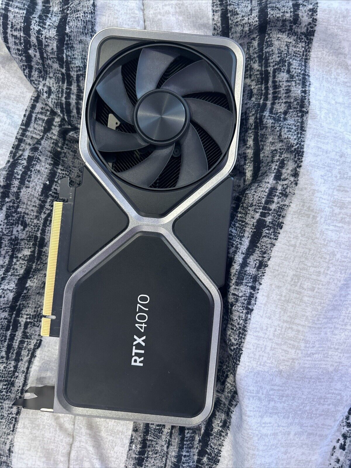 NVIDIA GeForce RTX 4070 Founders Edition 12GB Graphics Card