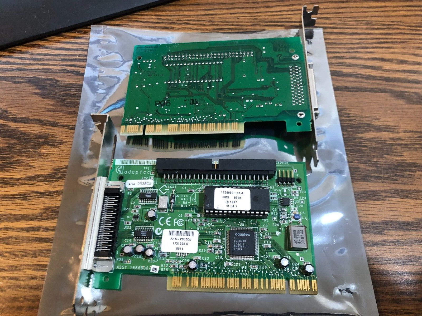 LOT OF 2 ADAPTEC AHA-2930CU 50pin PCI SCSI Controller Card