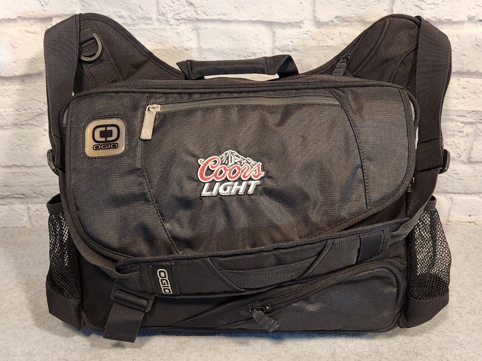 OGIO Street Hip Hop Coors Light Messenger Bag Black Padded Laptop