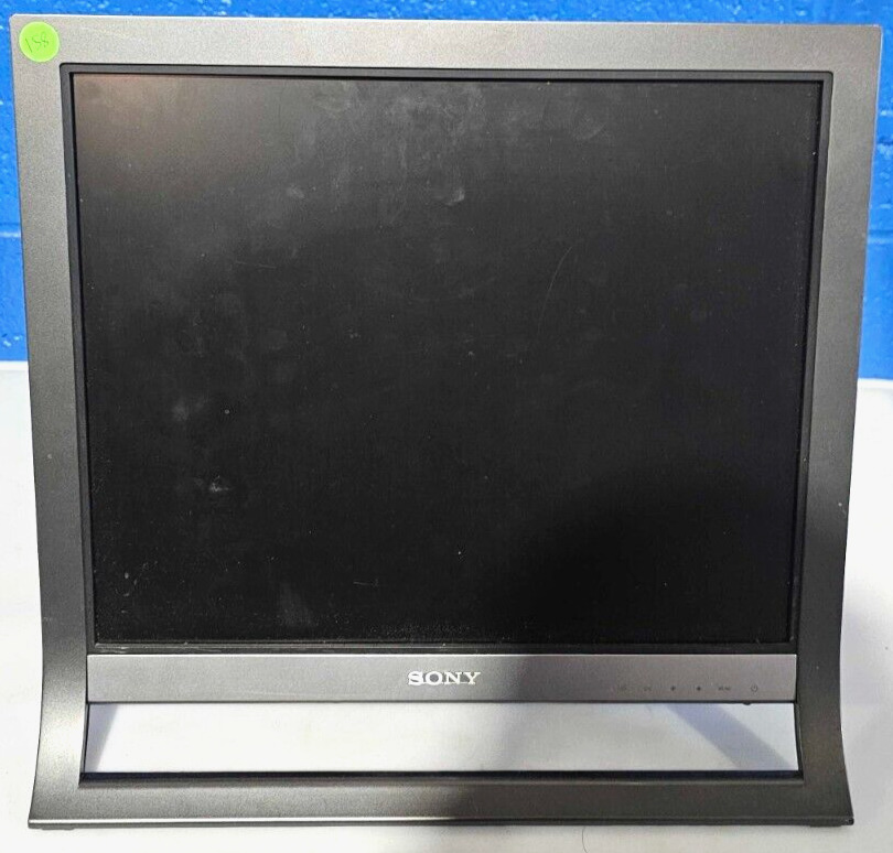 Sony SDM-HS95 LCD Monitor 19 Inch 1280x1024 12ms Response Vintage 30124F13