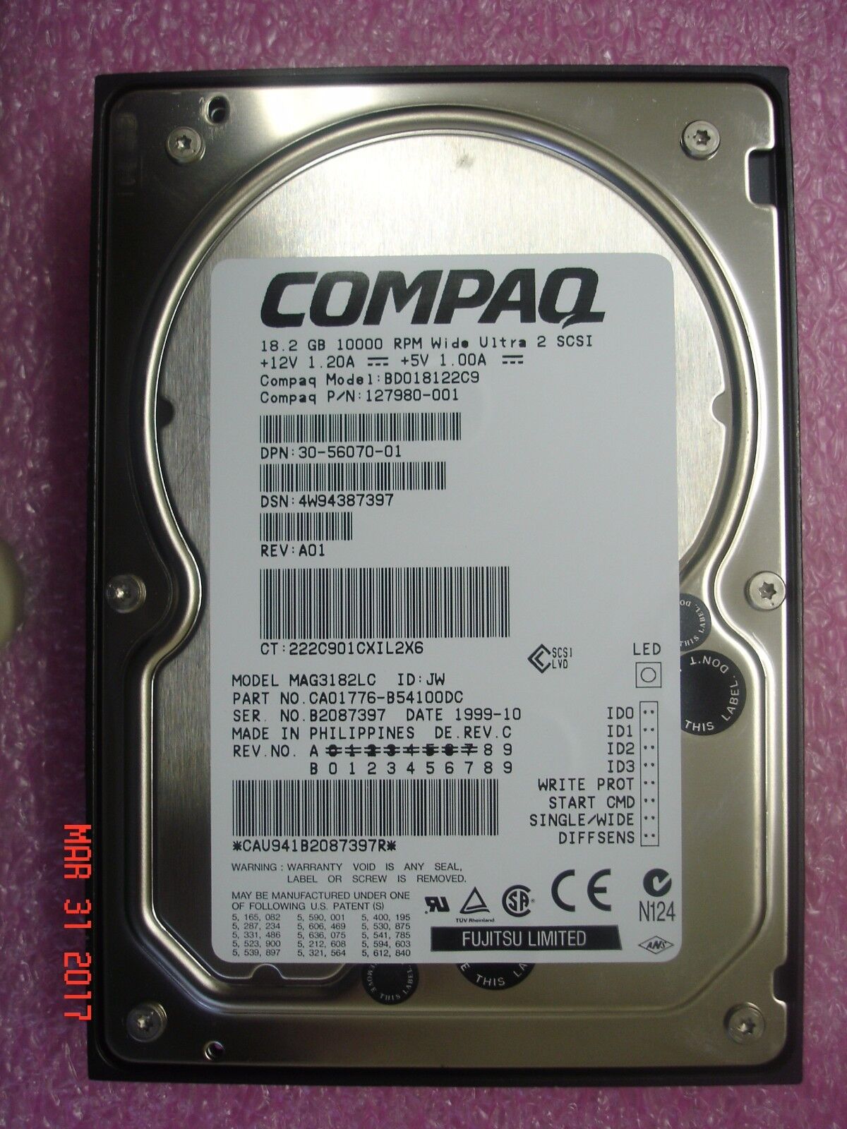 127980-001 COMPAQ 30-56070-01 18GB 10K WU2 SCSI HDD, NEW OLD STOCK, DS-RZ2EF-SB 
