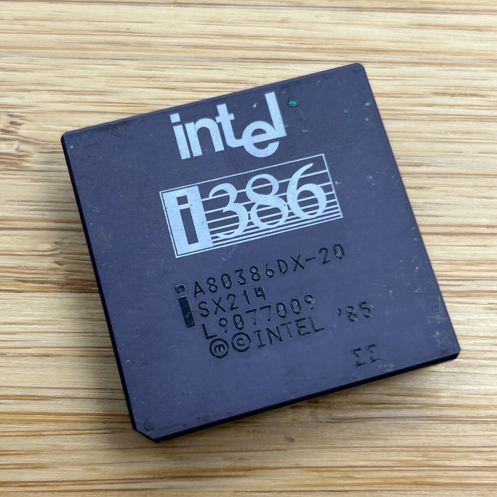 Intel 386DX-20 Mhz Double Sigma PGA Processor i386 A80386 386 CPU SX214 SX132