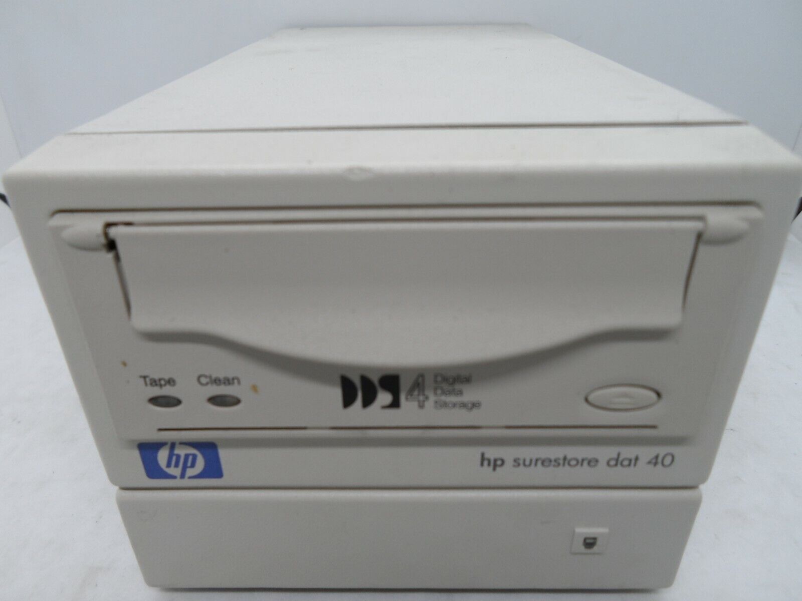 HP Compaq SCSI External DDS4 DAT40 Tape Drive C5687-60003 C5687B C5687A C5687D