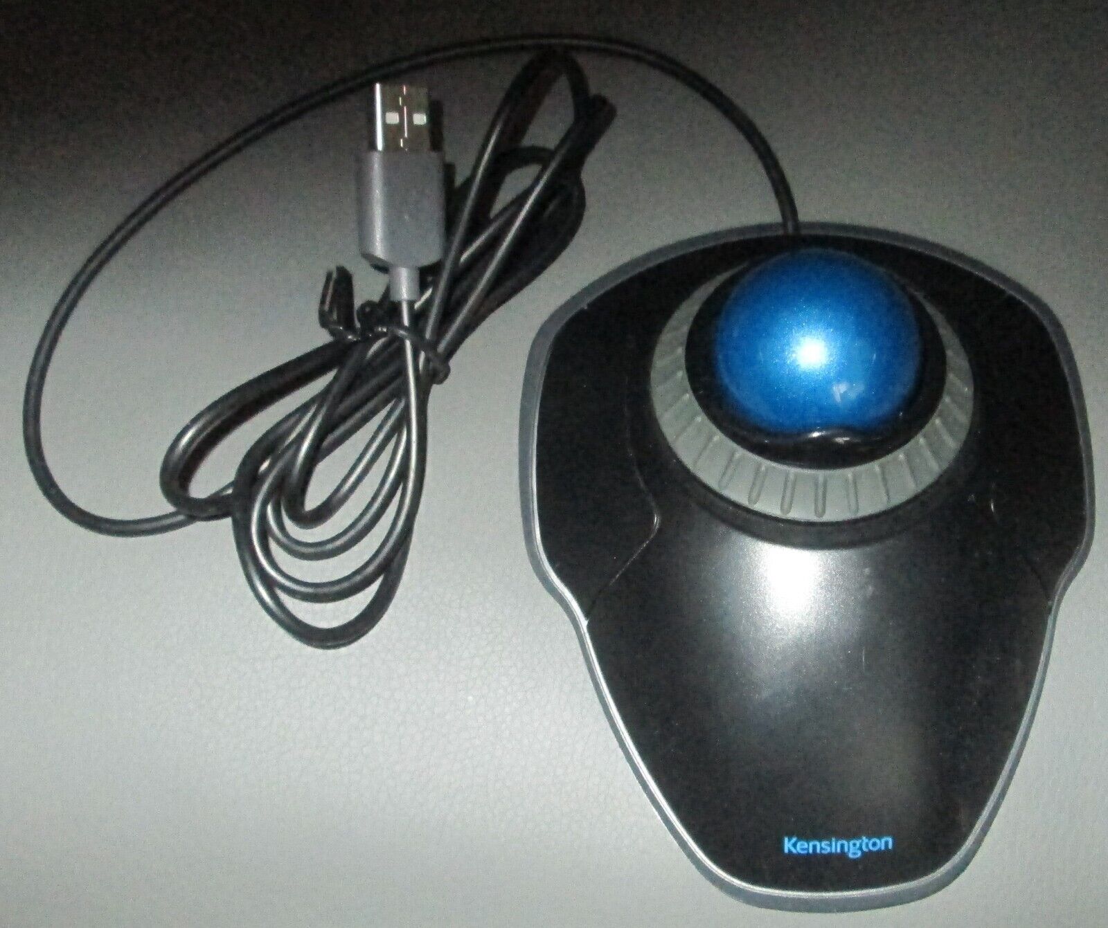 Kensington Mouse Trackball Orbit M01047 Smooth Scroll Ring Ergonomic Tested