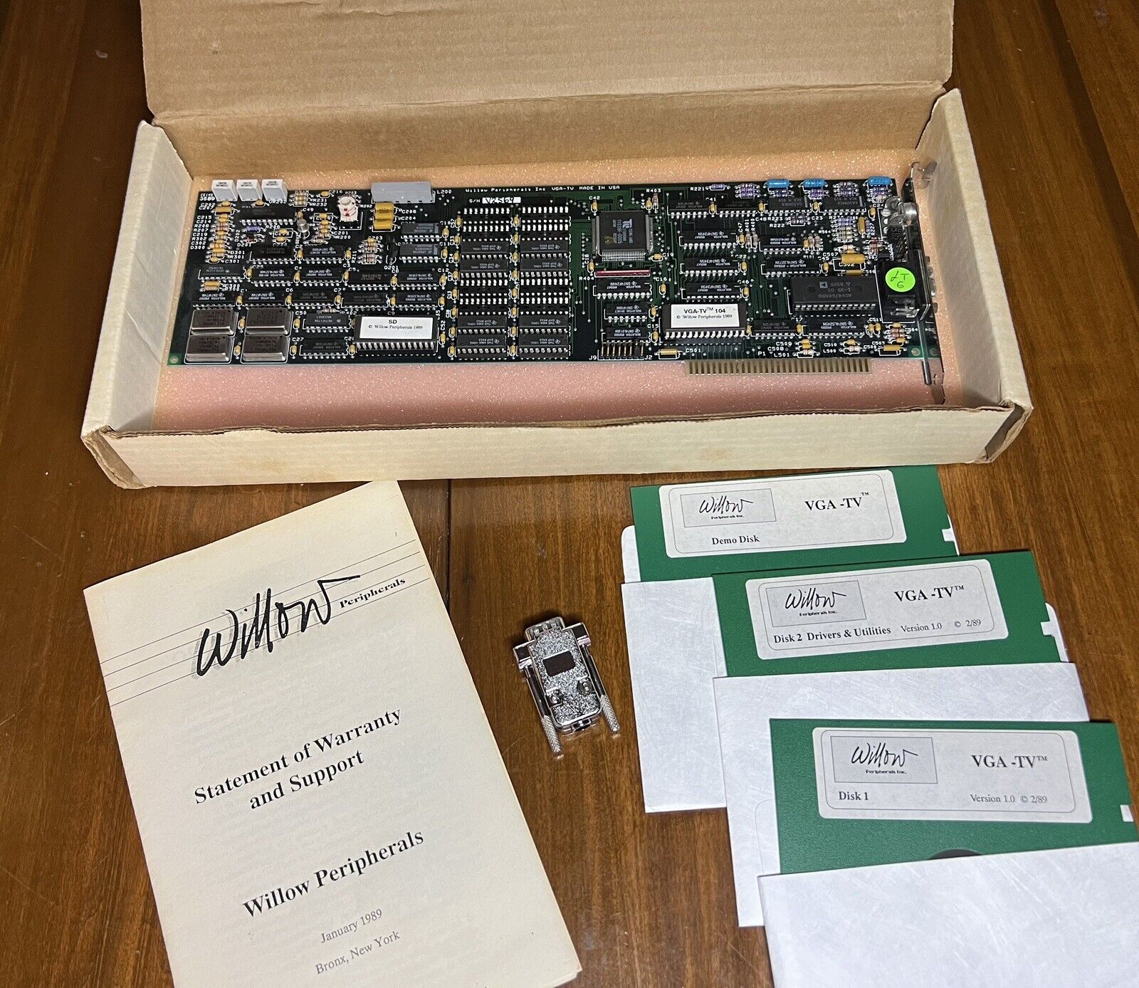 Vintage Willow Peripherals  VGA TV w/ Drivers Floppy 1989
